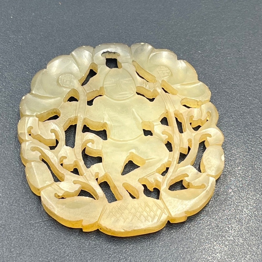 Antique Chinese Honey Hetian
Nephrite Lucky Carved Medallion Pendant
